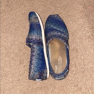 toms navy colored slip on shoes
